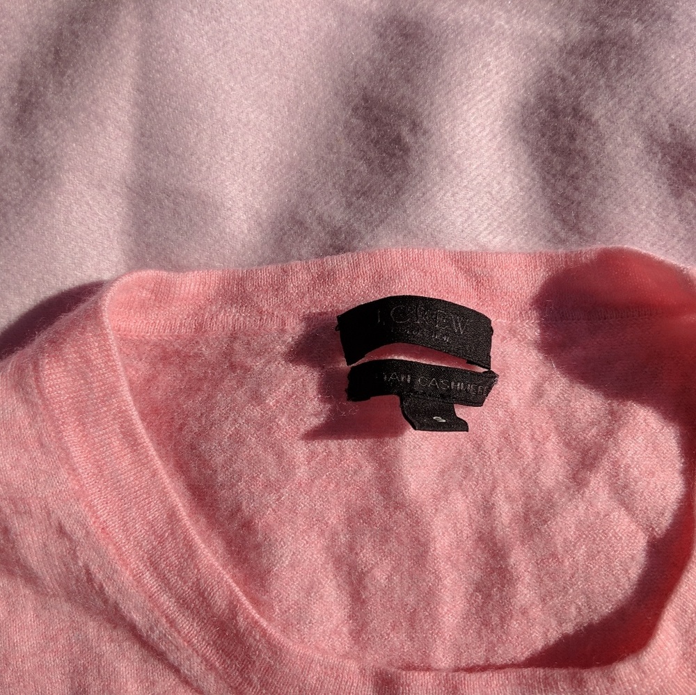 Cashmere sweater light weight